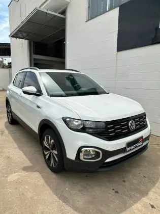 VOLKSWAGEN T-CROSS 1.0 200 TSI TOTAL FLEX COMFORTLINE AUTOMÁTICO