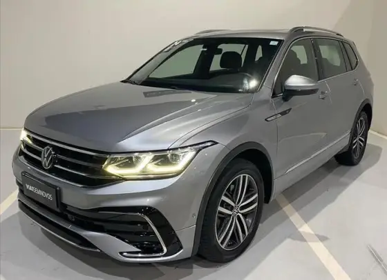VOLKSWAGEN TIGUAN 2.0 300 TSI GASOLINA ALLSPACE R-LINE AUTOMÁTICO