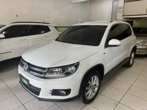 VOLKSWAGEN TIGUAN 2.0 TSI 16V TURBO GASOLINA 4P TIPTRONIC