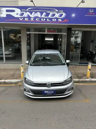VOLKSWAGEN VIRTUS 1.0 200 TSI HIGHLINE AUTOMÁTICO