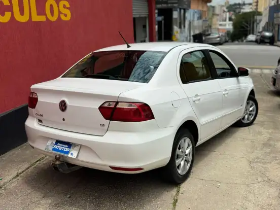 VOLKSWAGEN-VOYAGE-1.6 MI 8V FLEX 4P MANUAL VOLKSWAGEN-VOYAGE-2013