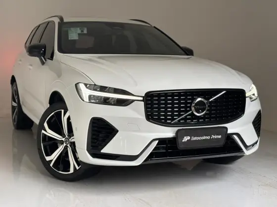 VOLVO XC60 2.0 T8 RECHARGE ULTIMATE DARK AWD GEARTRONIC