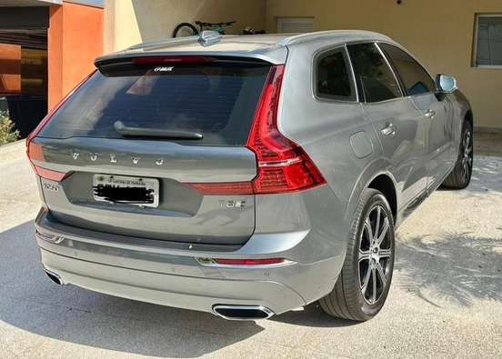 VOLVO-XC60-2019