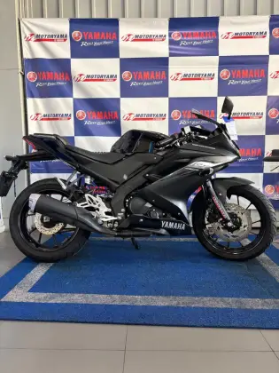 YAMAHA YZF R15 