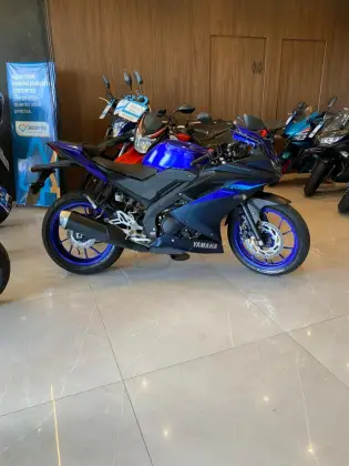 YAMAHA YZF R15 