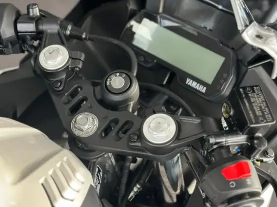 YAMAHA-YZF R15 YAMAHA-YZF R15-2026