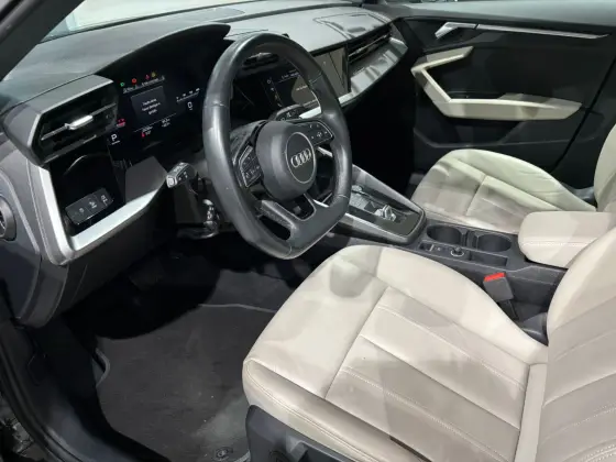 /en/city/cate-car-used-car/audi-a3-2024-2-0-40-tfsi-mhev-sedan-s-line-s-tronic-43996807507805184/-9