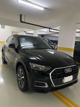 AUDI-Q5-2021