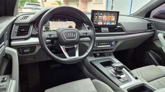 AUDI-Q5-2022