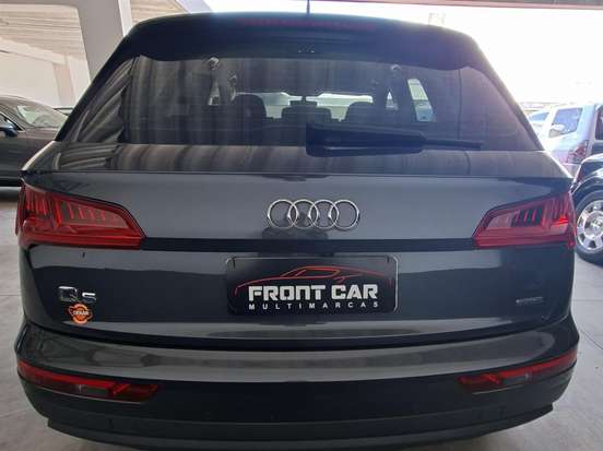AUDI-Q5-2019
