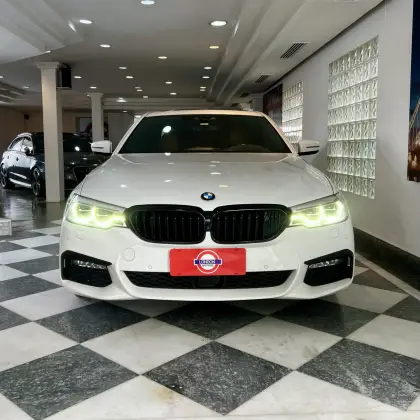 BMW 540i 3.0 24V TURBO GASOLINA M SPORT AUTOMÁTICO