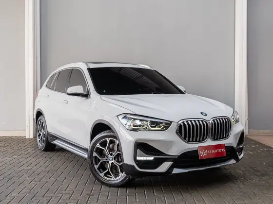 BMW X1 2.0 16V TURBO ACTIVEFLEX SDRIVE20I X-LINE 4P AUTOMÁTICO