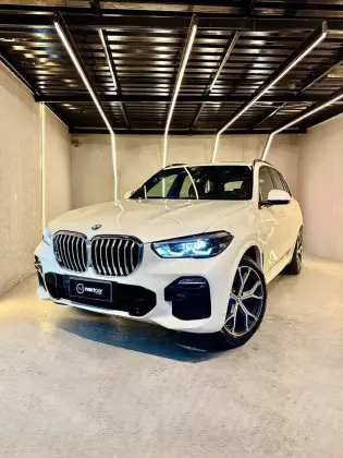 BMW X5 3.0 I6 TURBO HÍBRIDO XDRIVE45E M SPORT AUTOMÁTICO