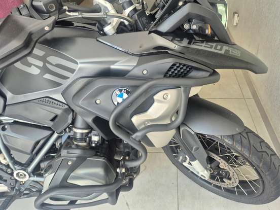 BMW-R 1250 GS TRIPLE BLACK BMW-R 1250 GS TRIPLE BLACK-2021