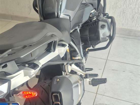 BMW-R 1250 GS TRIPLE BLACK BMW-R 1250 GS TRIPLE BLACK-2021