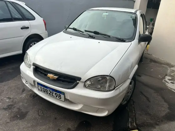 CHEVROLET CLASSIC 1.0 MPFI VHCE 8V FLEX 4P MANUAL
