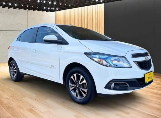 CHEVROLET ONIX 1.4 MPFI LTZ 8V FLEX 4P AUTOMÁTICO