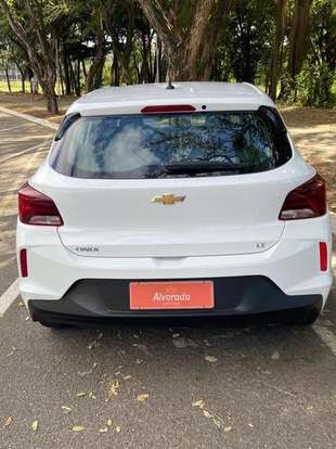 CHEVROLET-ONIX-2022