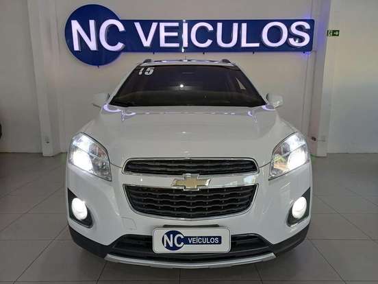 CHEVROLET-TRACKER-2015