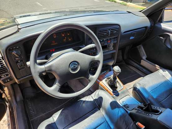 CHEVROLET-OMEGA-1996