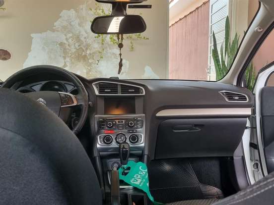 CITROËN-C4 LOUNGE-2.0 MPFI TENDANCE 16V FLEX 4P AUTOMÁTICO CITROËN-C4 LOUNGE-2015
