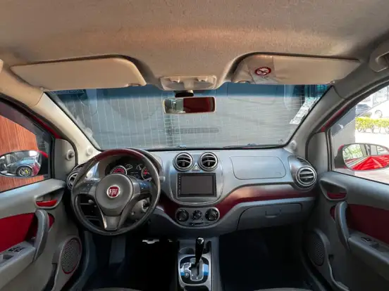 FIAT-PALIO-1.6 MPI SPORTING 16V FLEX 4P AUTOMATIZADO FIAT-PALIO-2013