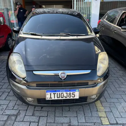 FIAT PUNTO 1.6 ESSENCE 16V FLEX 4P MANUAL
