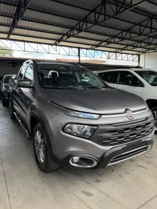 FIAT TORO 2.0 16V TURBO DIESEL FREEDOM 4WD AT9