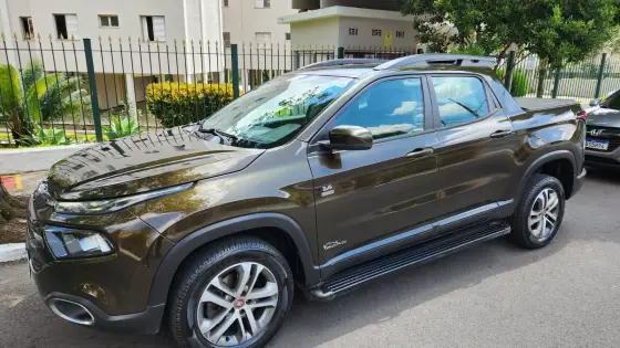 FIAT TORO 2.4 16V MULTIAIR FLEX FREEDOM AT9