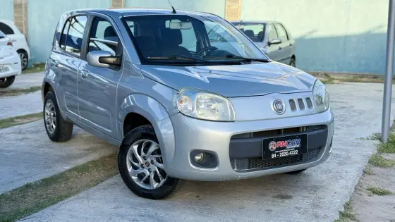FIAT UNO 1.0 EVO VIVACE 8V FLEX 4P MANUAL
