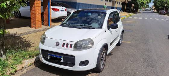 FIAT UNO 1.4 EVO SPORTING 8V FLEX 4P MANUAL