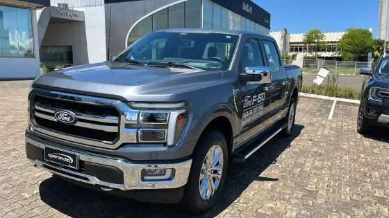 FORD F-150 5.0 V8 GASOLINA CD LARIAT FX4 AUTOMÁTICO