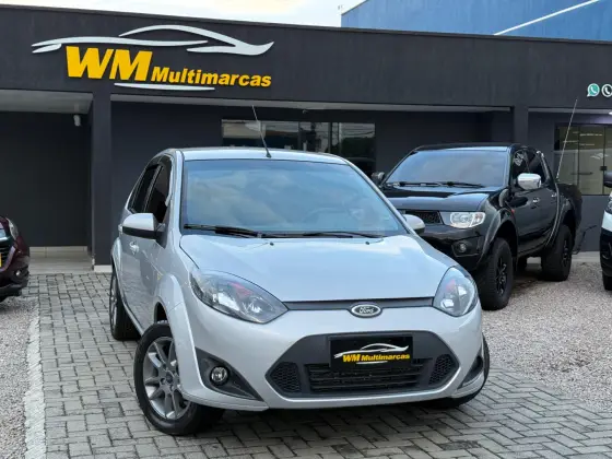 FORD FIESTA 1.6 ROCAM SE SEDAN 8V FLEX 4P MANUAL FORD FIESTA 1.6 ROCAM SE SEDAN 8V FLEX 4P MANUAL