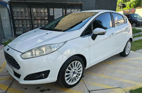 FORD FIESTA 1.6 TITANIUM HATCH 16V FLEX 4P AUTOMÁTICO