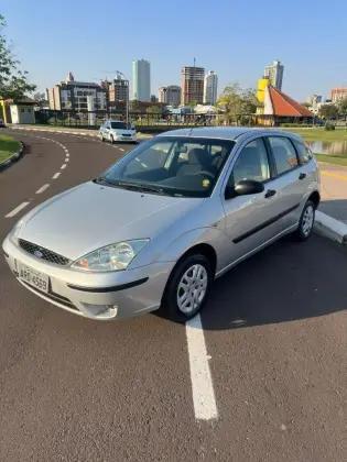 FORD FOCUS 1.6 GL 8V FLEX 4P MANUAL
