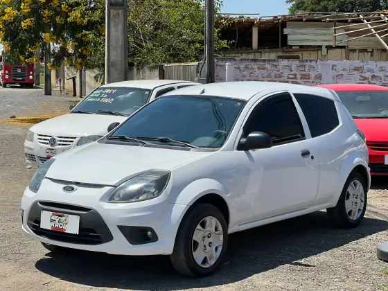 FORD KA 1.0 MPI 8V FLEX 2P MANUAL FORD KA 1.0 MPI 8V FLEX 2P MANUAL