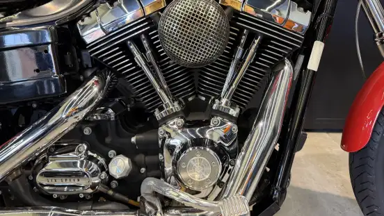 HARLEY-DAVIDSON-DYNA SUPER GLIDE CUSTOM-2011