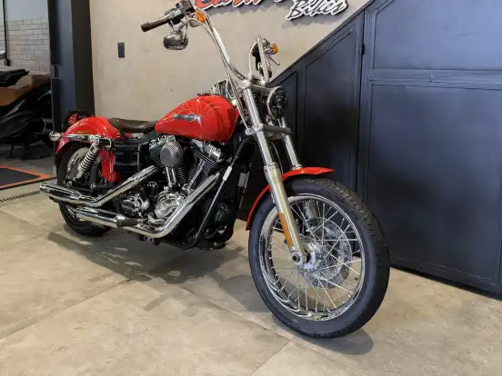 HARLEY-DAVIDSON-DYNA SUPER GLIDE CUSTOM HARLEY-DAVIDSON-DYNA SUPER GLIDE CUSTOM-2011