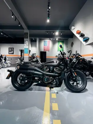 HARLEY-DAVIDSON SPORTSTER S HARLEY-DAVIDSON SPORTSTER S