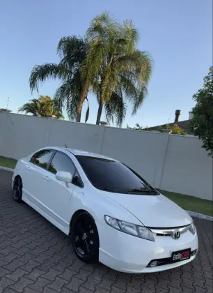 HONDA CIVIC 1.8 LXS 16V FLEX 4P MANUAL