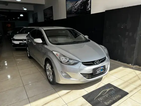 HYUNDAI ELANTRA 1.8 GLS 16V GASOLINA 4P AUTOMÁTICO