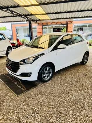 HYUNDAI HB20 1.6 COMFORT PLUS 16V FLEX 4P MANUAL