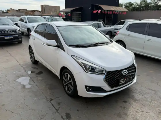 HYUNDAI HB20 1.6 PREMIUM 16V FLEX 4P AUTOMÁTICO