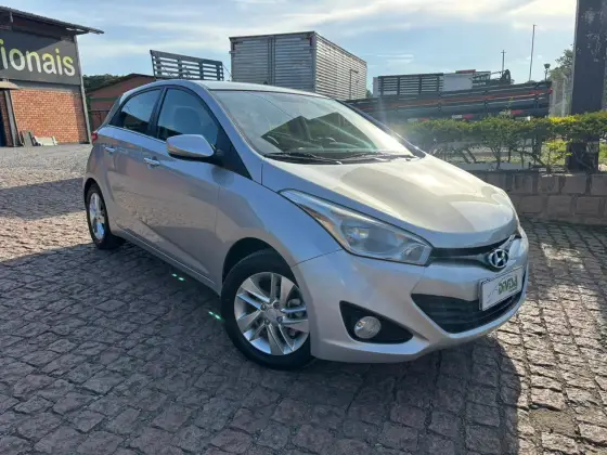 HYUNDAI HB20 1.6 PREMIUM 16V FLEX 4P AUTOMÁTICO