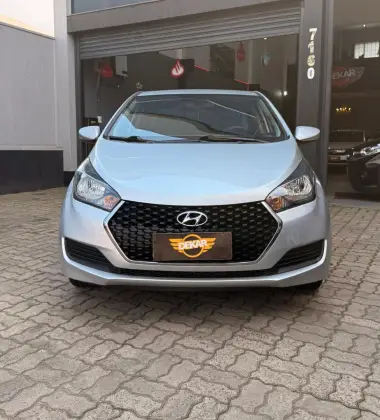 HYUNDAI HB20S 1.6 COMFORT PLUS 16V FLEX 4P AUTOMÁTICO