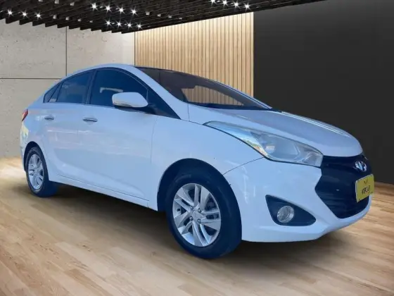 HYUNDAI HB20S 1.6 PREMIUM 16V FLEX 4P AUTOMÁTICO