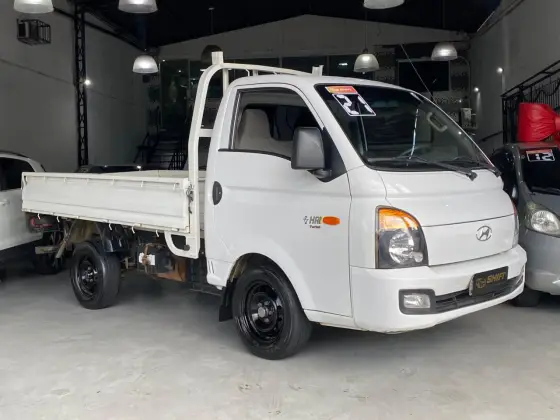 HYUNDAI HR 2.5 LONGO SEM CAÇAMBA 4X2 16V 130CV TURBO INTERCOOLER DIESEL 2P MANUAL