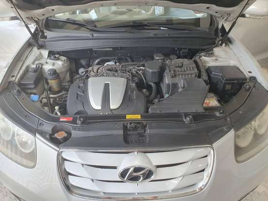 HYUNDAI-SANTA FÉ-3.5 MPFI GLS V6 24V 285CV GASOLINA 4P AUTOMÁTICO HYUNDAI-SANTA FÉ-2010