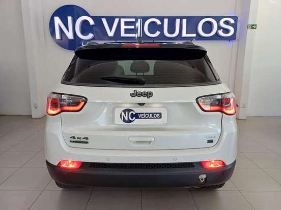 JEEP-COMPASS-2.0 16V DIESEL LIMITED 4X4 AUTOMÁTICO JEEP-COMPASS-2020