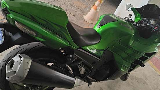 KAWASAKI-NINJA ZX-14R-2013